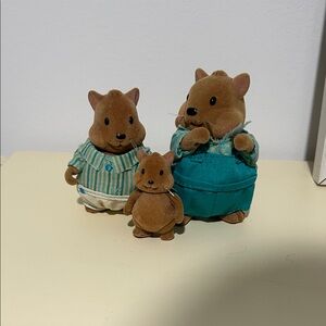 sylvanian family set of 3